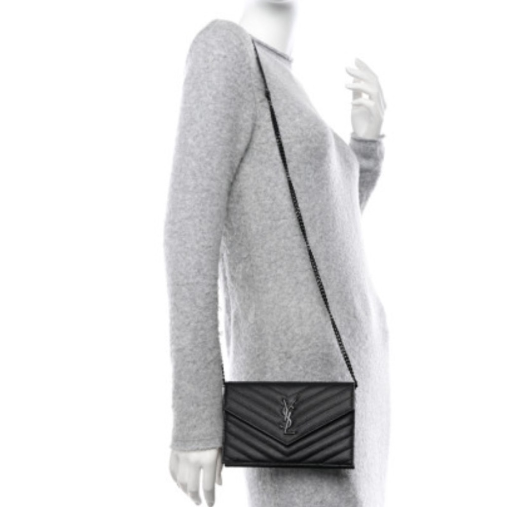 SAINT LAURENT Grain De Poudre Matelasse Chevron Monogram wallet on chain
